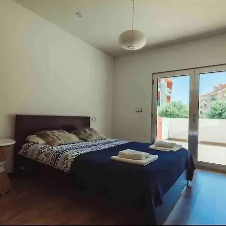 Daire Beautiful 2 Bed By The Atouguia Da Baleia